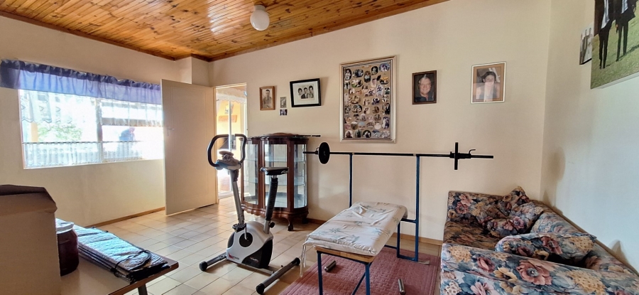 4 Bedroom Property for Sale in Albertinia Western Cape